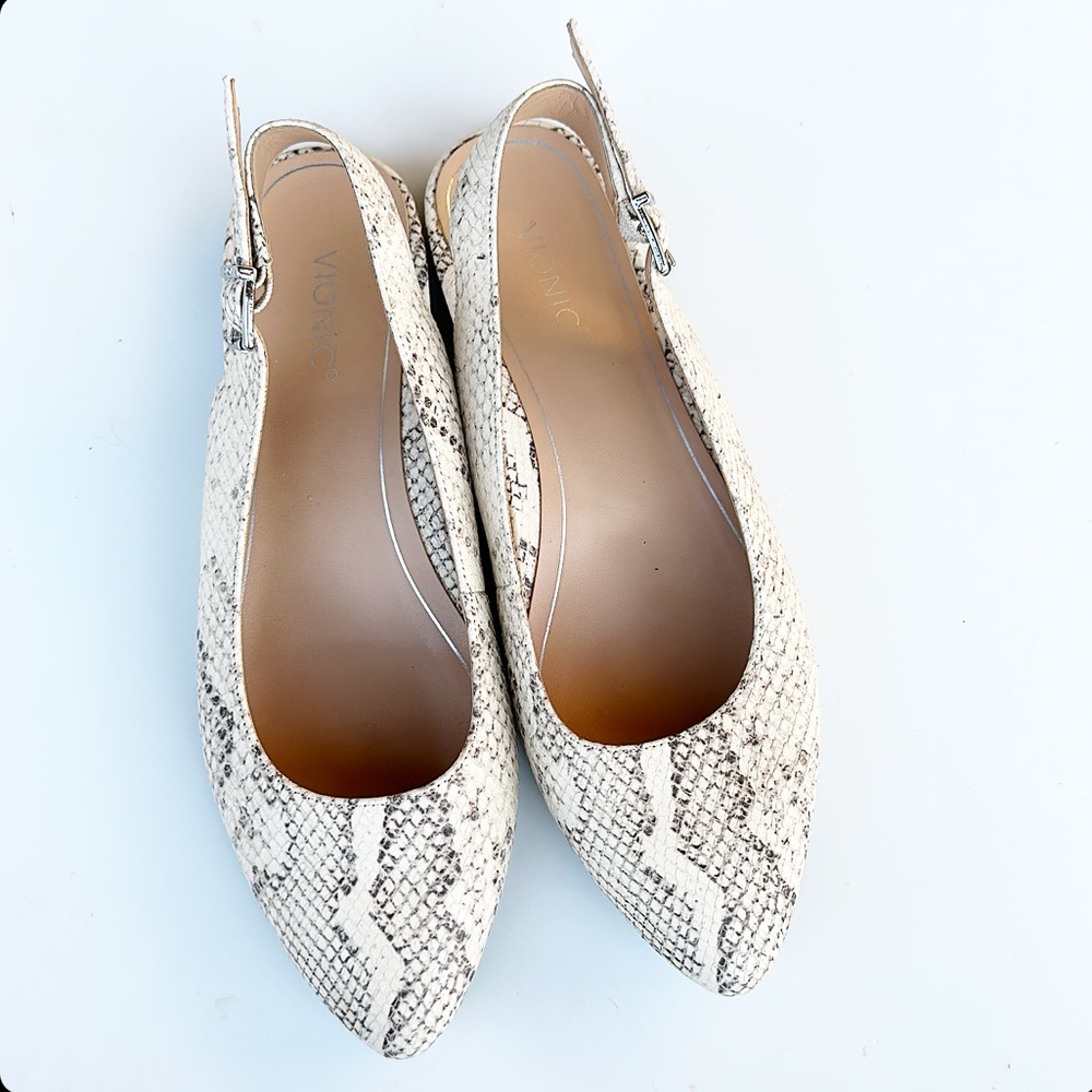 Vionic Jade Snake Embossed Slingback Flats Pointe… - image 2